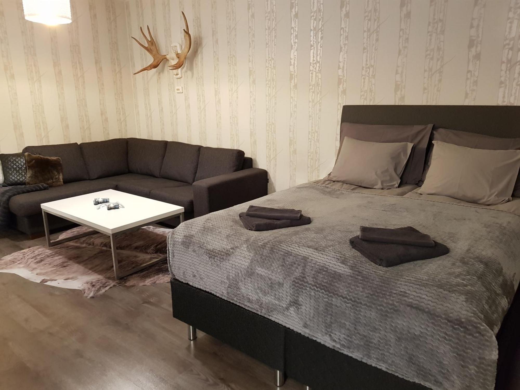 Vartiomaja - Beautiful Apartment Near Arktikum Rovaniemi Bagian luar foto