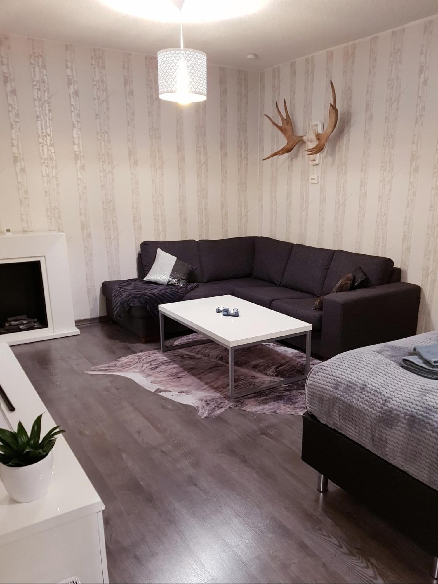 Vartiomaja - Beautiful Apartment Near Arktikum Rovaniemi Bagian luar foto